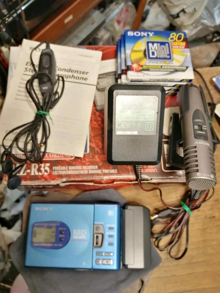 SONY MZ-R35 portable Minidisc-Recorder mit Zubehör!!!