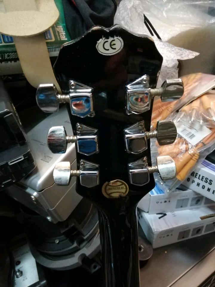 GIBSON Special Model von EPIPHONE, E-Gitarre mit 1 Tasche!!