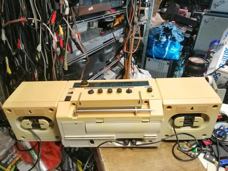 RFT SKR1200 Party, Radio-Cassetten-Recorder DEFEKT!!