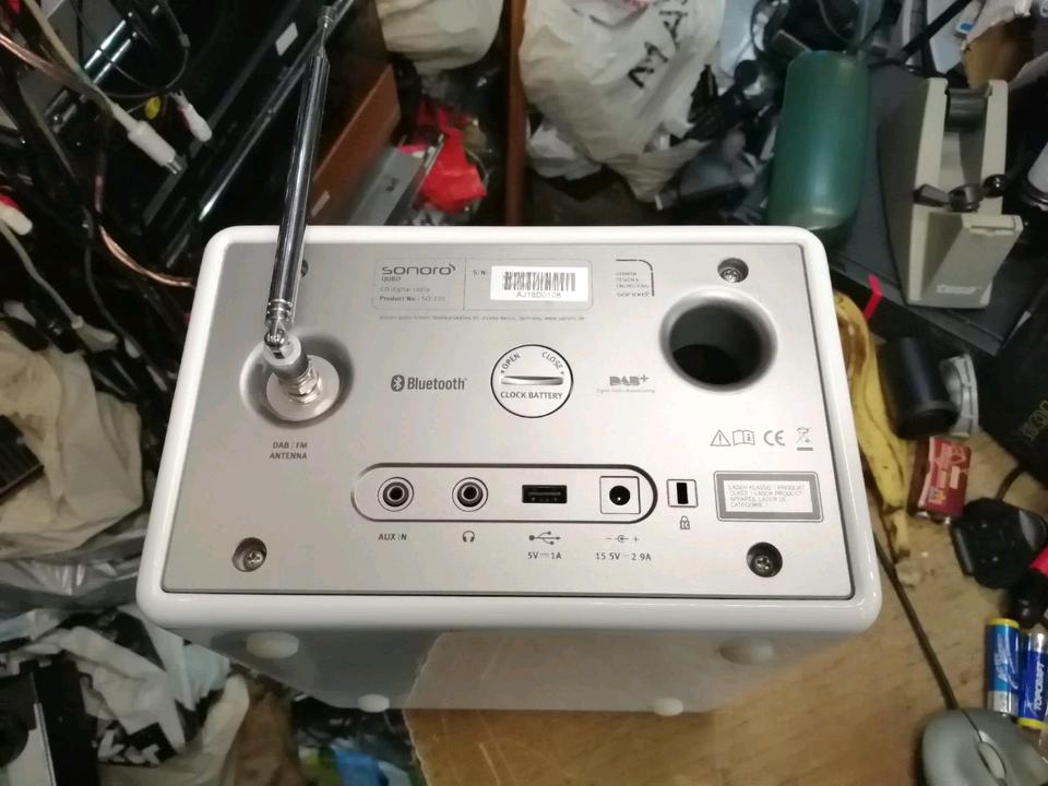 SONORO QUBO-220, CD Digital Radio mit Universal-Adapter (NEU)