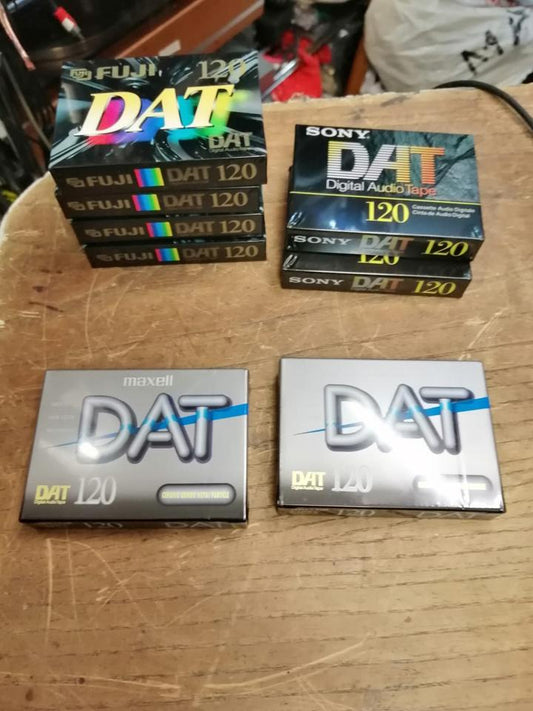 8 NEUE Digital Audio Tape Cassetten (FUJI, SONY und MAXELL!!!