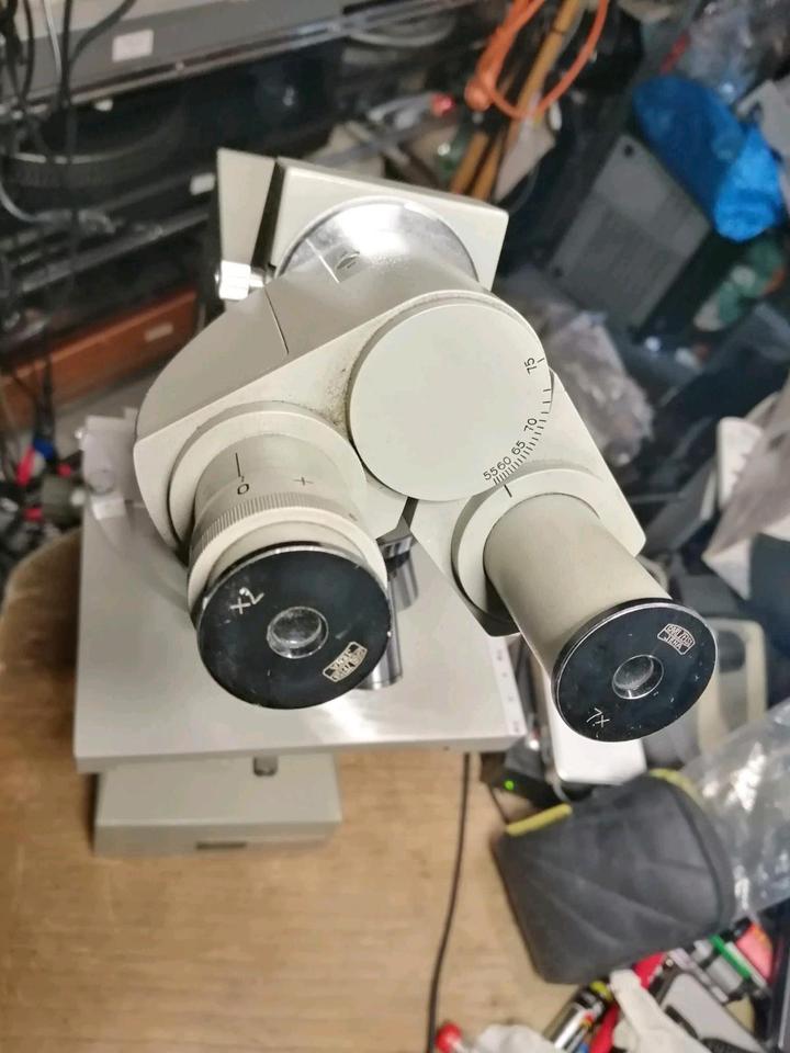 Mikroskop Carl Zeiss Jena, NICHT GETESTET!! Das Gerät
