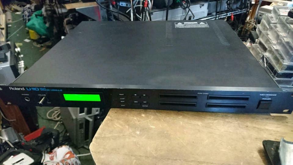 ROLAND U-110 PCM Sound Module