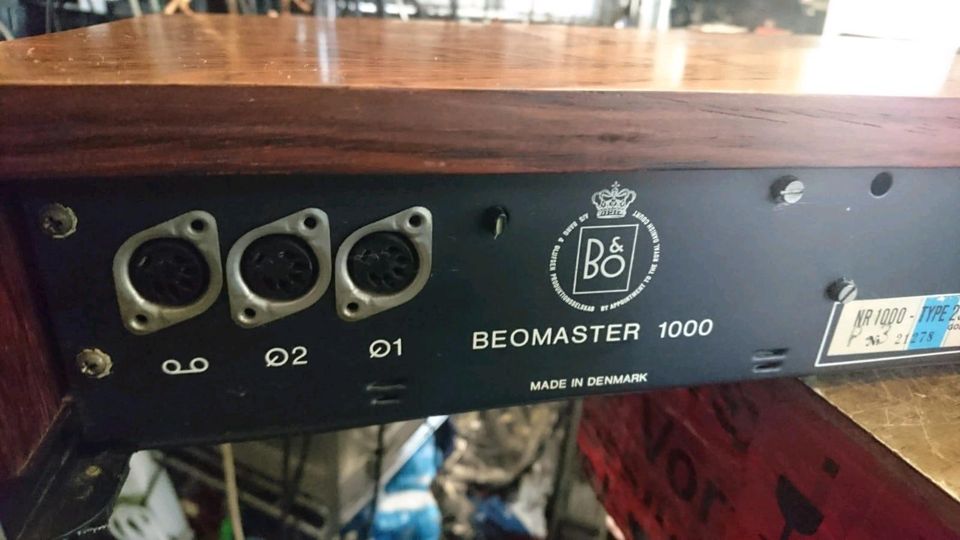 BANG & OLUFSEN BEOMASTER 1000, Receiver, leuchtet NICHT alles!