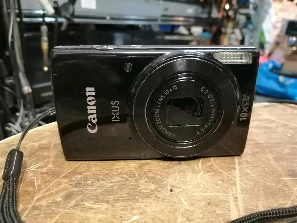 CANON IXUS 190, Digital-Kamera mit Zubehör!!!