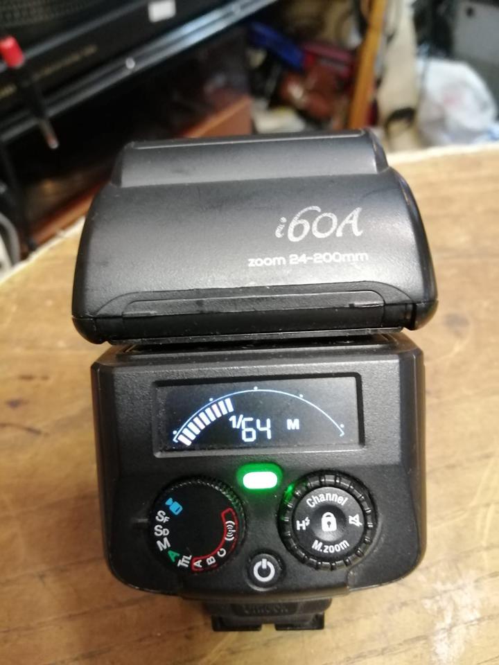 NISSIN i60 A, kompaktes Blitzlicht für SONY, guter Zustand!!!