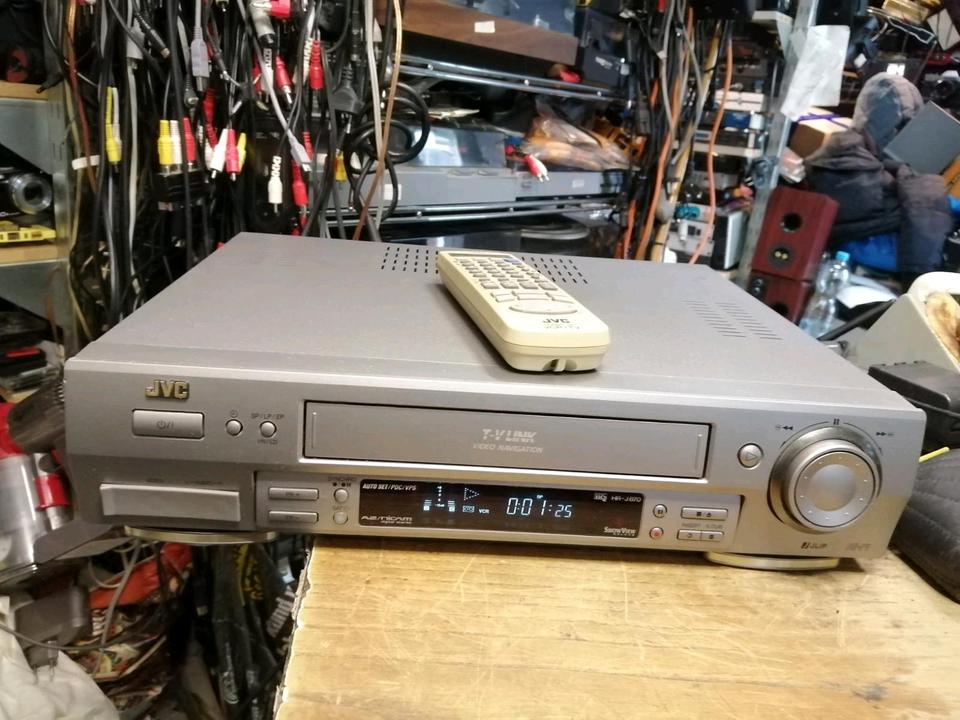JVC HR-J870EU, Videocassettenrecorder, guter Zustand!!