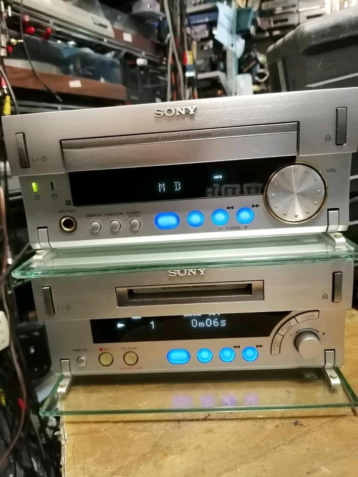 SONY HCD-SD1 CD-Receiver + MDS-SD1 MiniDisc-Deck, OHNE Boxen!!!