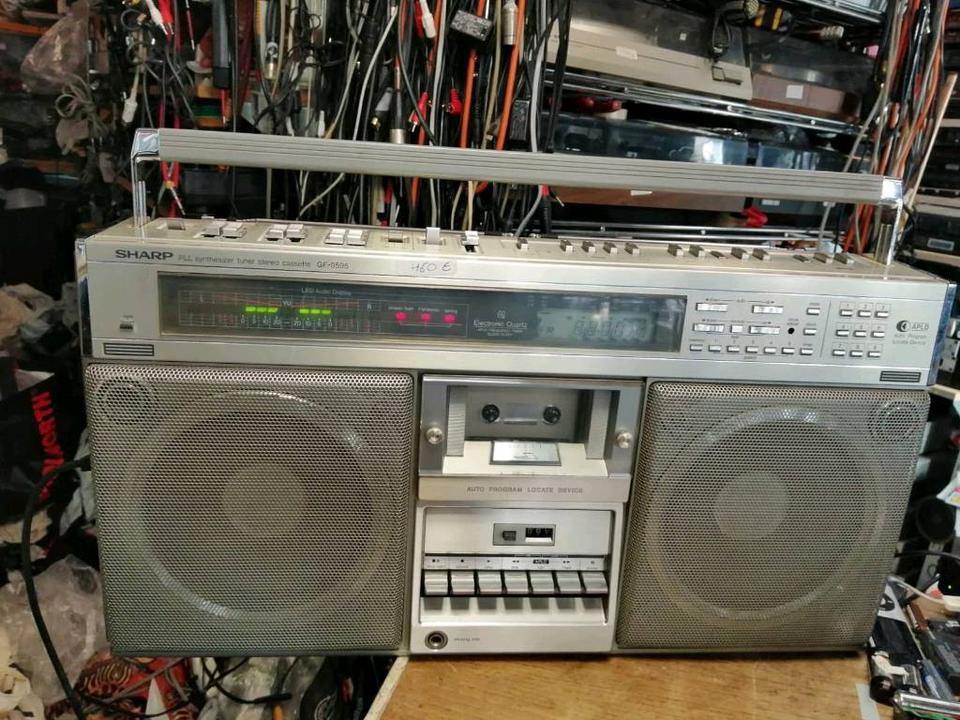 SHARP GF-9595HS, Radio-Cassetten-Recorder, etwas DEFEKT!!