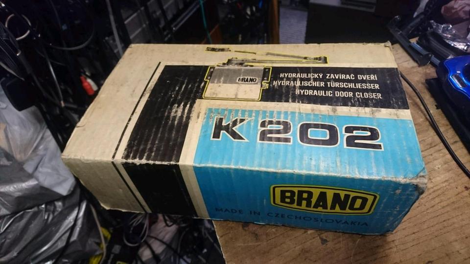 BRANO K202 No. 14, Hydraulischer Türschließer, NEU & OVP!!!