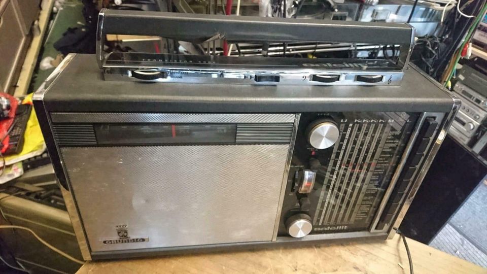 GRUNDIG Transistor 5000 Satellit, Radio