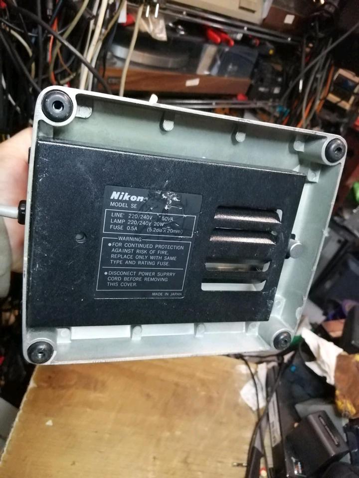2 NIKON MIKROSKOPE, 1 Mikroskop ist etwas DEFEKT!!