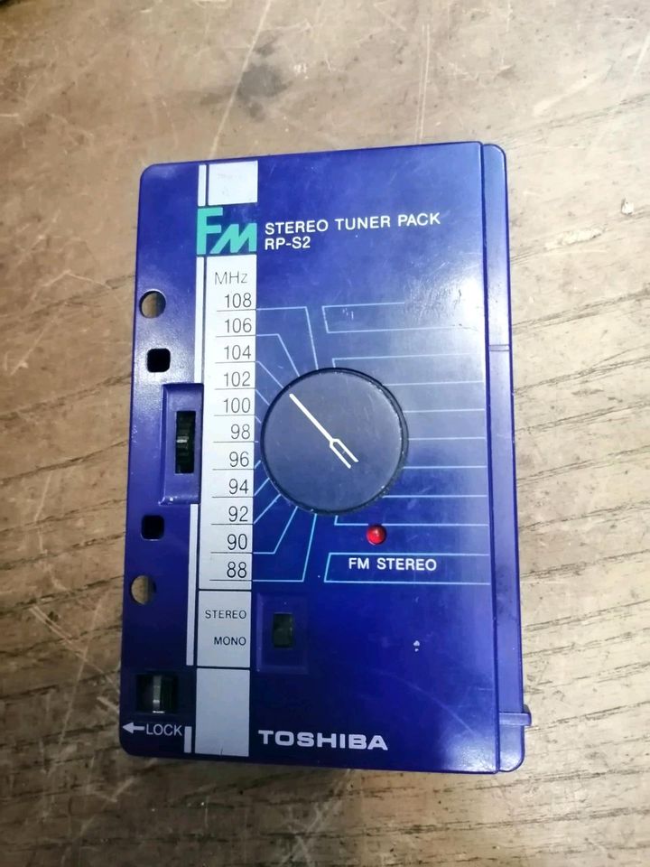 TOSHIBA KT-S1 Stereo Cassette Player/Walkman, etwas DEFEKT!!!