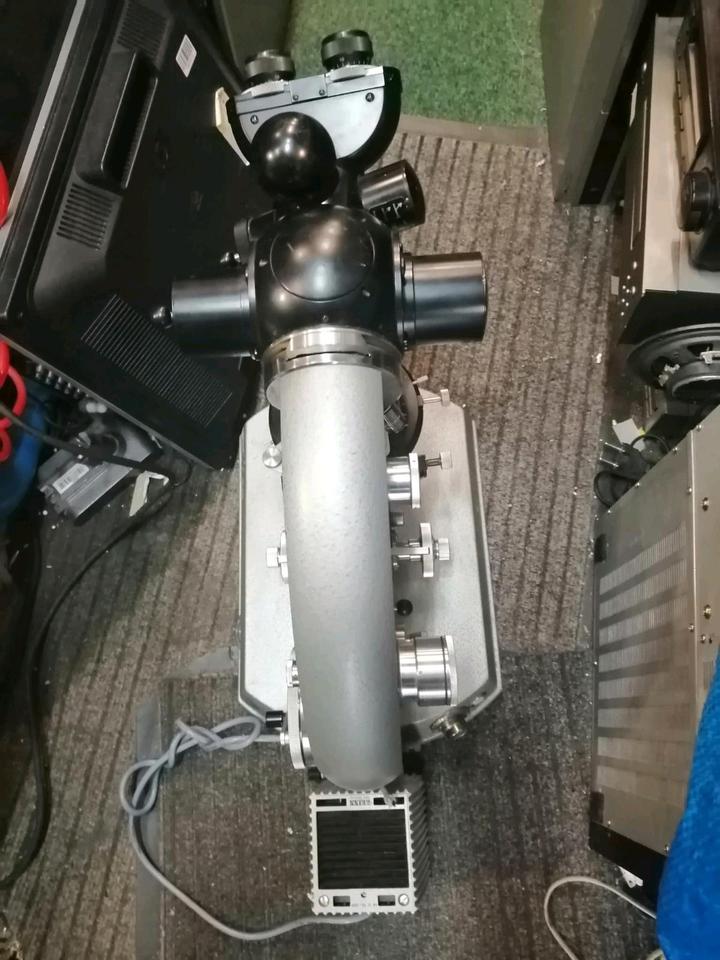 MIKROSKOP CARL ZEISS mit 5 Objektiven, NICHT GETESTET!!!