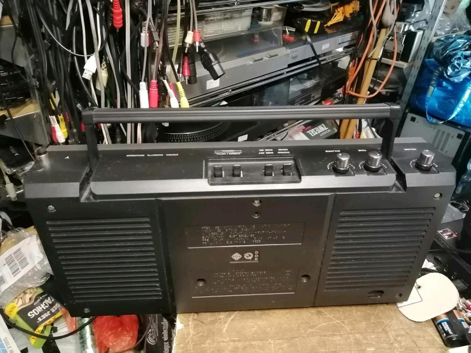 RFT SKR 701, Radio-Cassetten-Recorder, etwas DEFEKT!!!