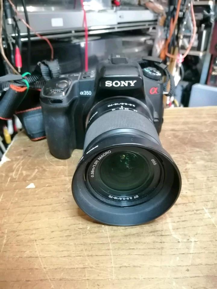 SONY ALPHA A350, Digital-Kamera + Objektiv und Zubehör!!