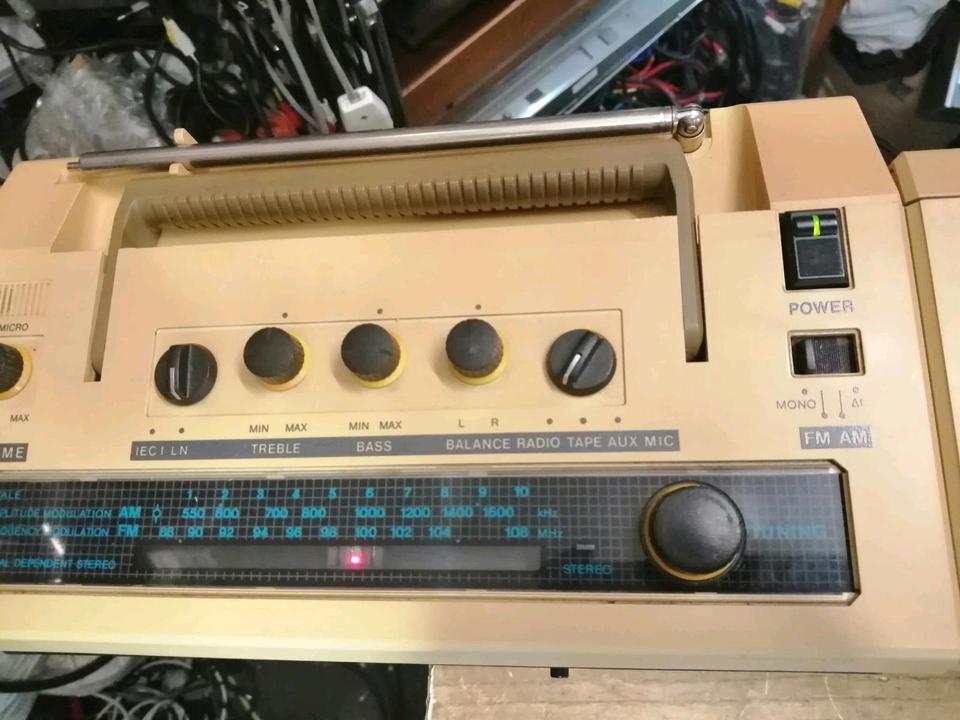 RFT SKR1200 Party, Radio-Cassetten-Recorder DEFEKT!!