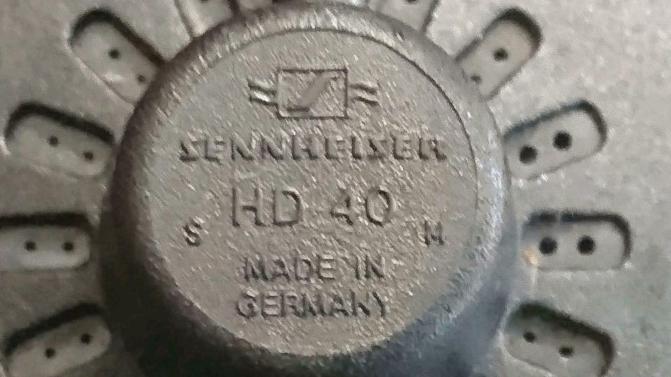 SENNHEISER HD 40, Kopfhörer, 5polig, Adapter für Klinkestecker 60 € VB Versand möglich