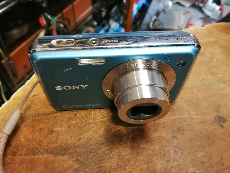 SONY Cyber-Shot DSC-W220, Digital-Kamera mit Zubehör!!