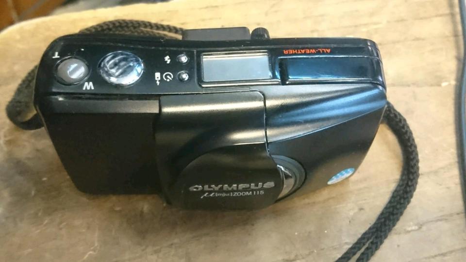 OLYMPUS Mju: ZOOM 115, Analog-Kamera mit 1 Tasche!