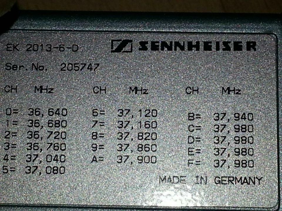 2 SENNHEISER Mikroport/ Receiver 2013 PLL, Mikrofon MKE 2013