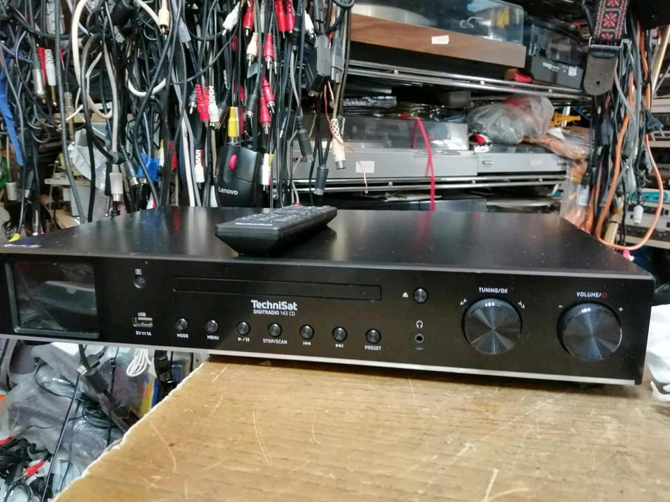 TECHNISAT DigitRadio 143 CD, DEFEKT!!!
