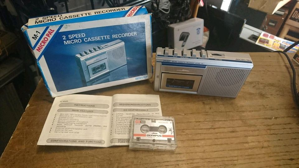 UNISEF Model M-1, Micro Cassette Recorder +Zubehör!