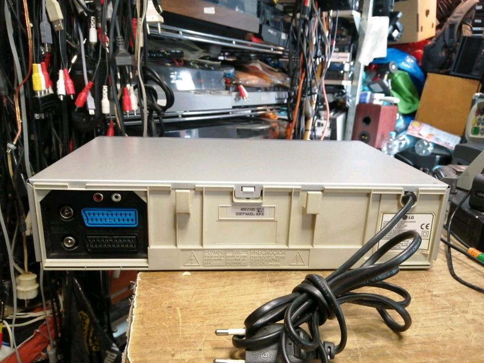 LG LV4787 Videocassettenrecorder