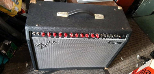 FENDER Princeton Chorus, Verstärker+Pedal+Anschlußkabel