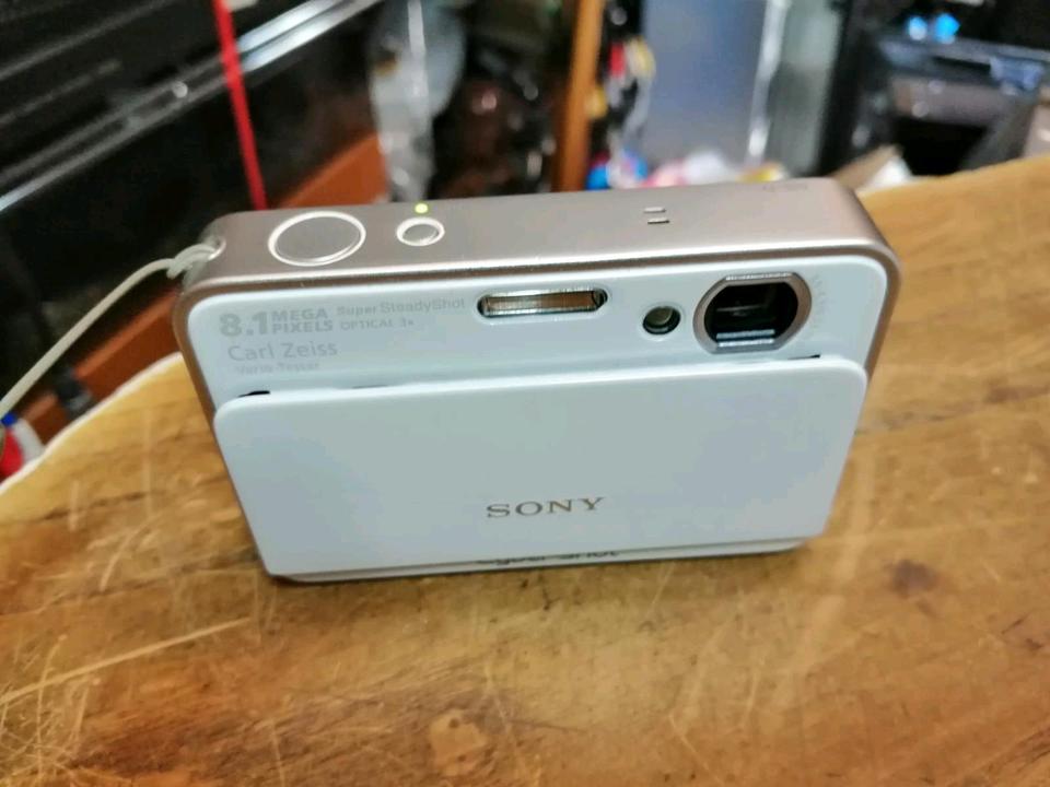 SONY Cyber-Shot DSC-T2, Digital-Kamera mit Zubehör!!