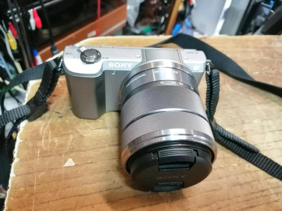 SONY ALPHA ILCE 5000, Digital-Kamera+Objektiv und Zubehör!