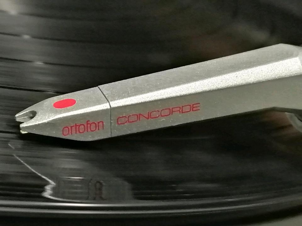 AIWA AP-D50E, Plattenspieler + ORTOFON Nadelsystem!!