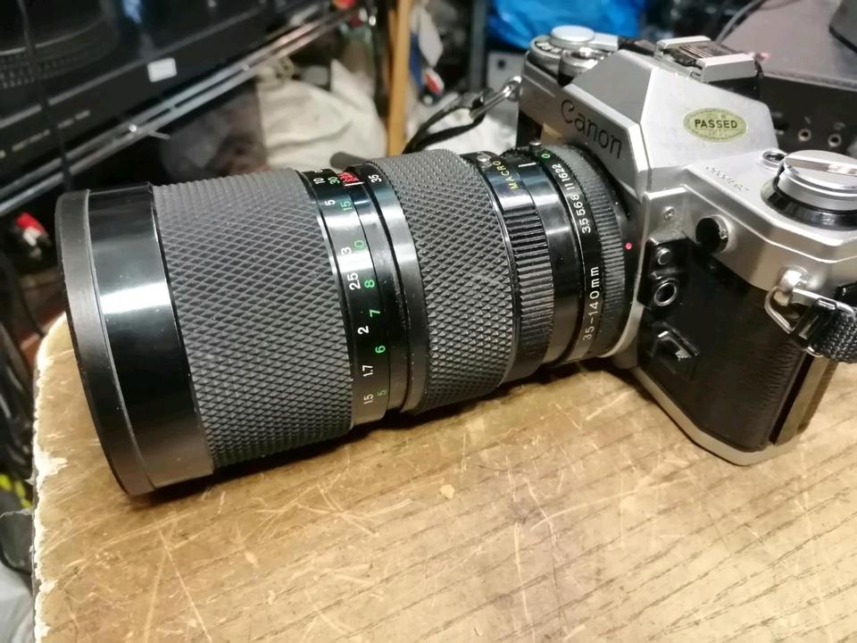 CANON AE-1 Analog-Kamera mit Objektiv SOLIGOR + B+W 72E Linse!!
