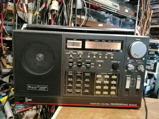 PAN CRUSADER 8000 Professional, Radio mit Zubehör!!