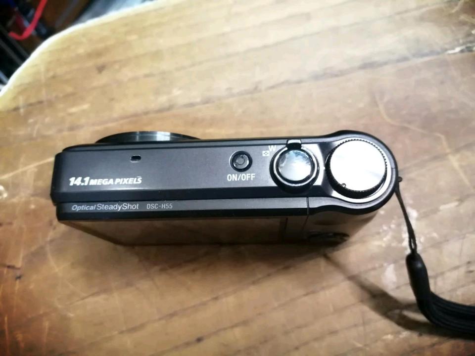 SONY DSC-H55, Digital-Kamera mit Zubehör!!