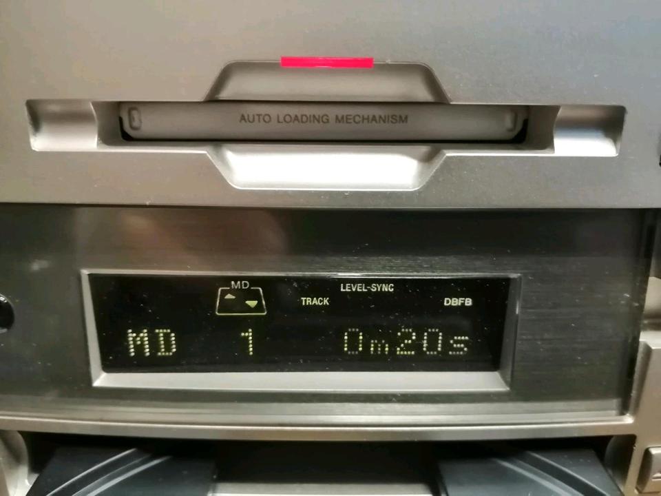 SONY HCD-MD313 CD-Receive (MD-CD-Tuner-Verstärker-in einem Gerät