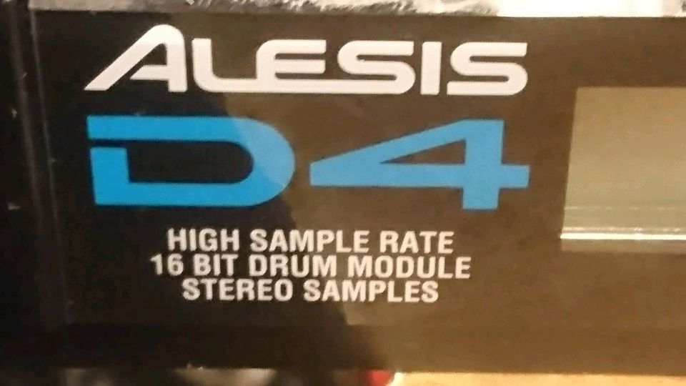 ALESIS D4, 16 BIT DRUM MODULE, mit Universal-Adapter!!