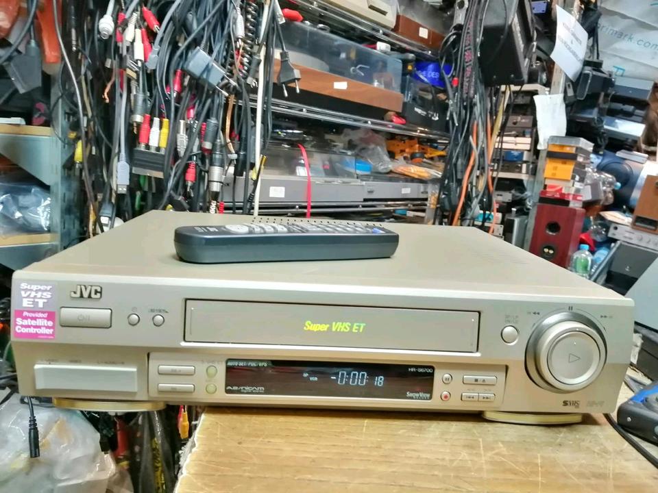 JVC HR-S6700EU, Videocassettenrecorder, guter Zustand!!
