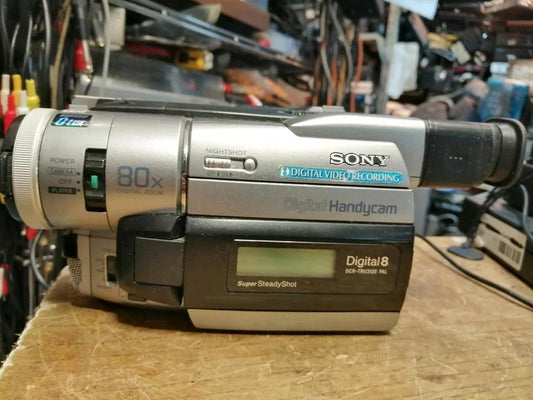 SONY DCR-TRV310E, Videocamera Hi8, Digital 8 und Video 8!!