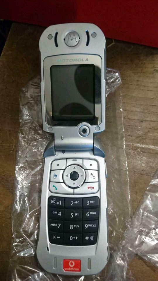 MOTOROLA V980, Handy, NEU + Originalkarton