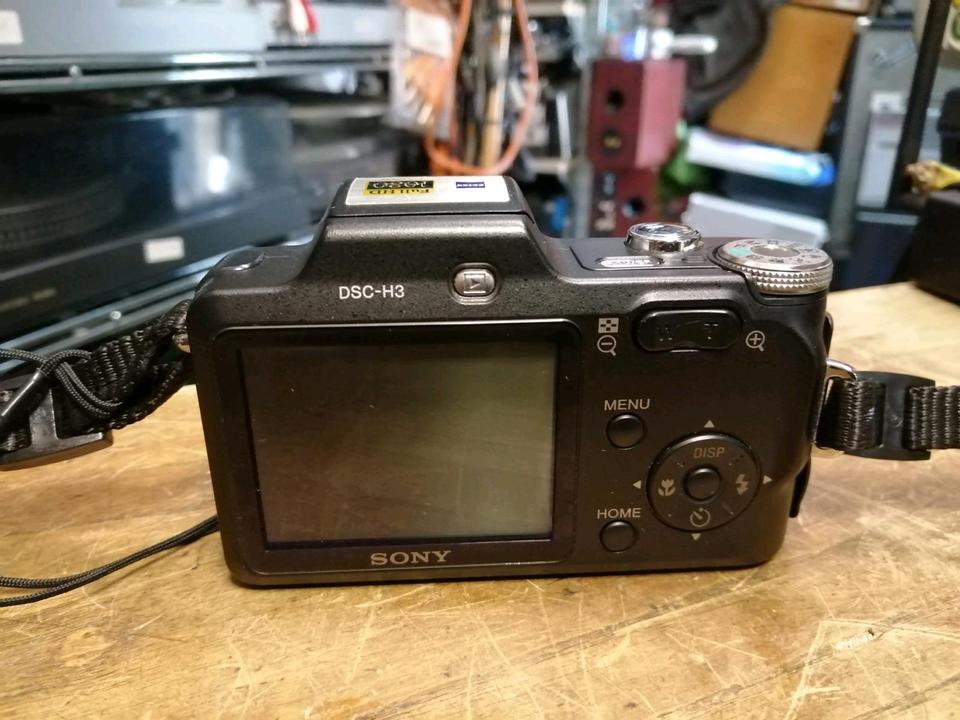 SONY DSC-H3, Digital-Kamera mit Zubehör, OHNE Speicherkarte!!