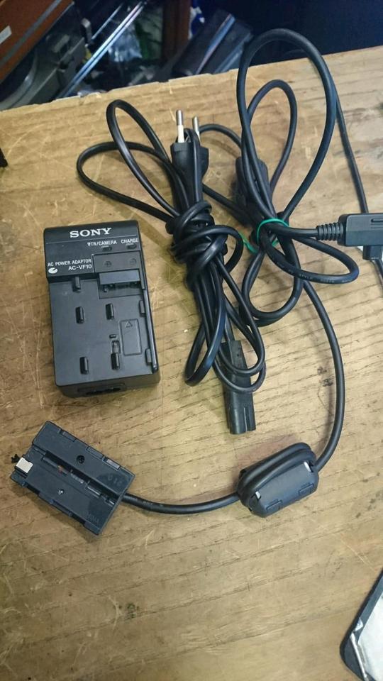 SONY DCR-PC3E, MiniDV-Videocamera, Zubehör!!