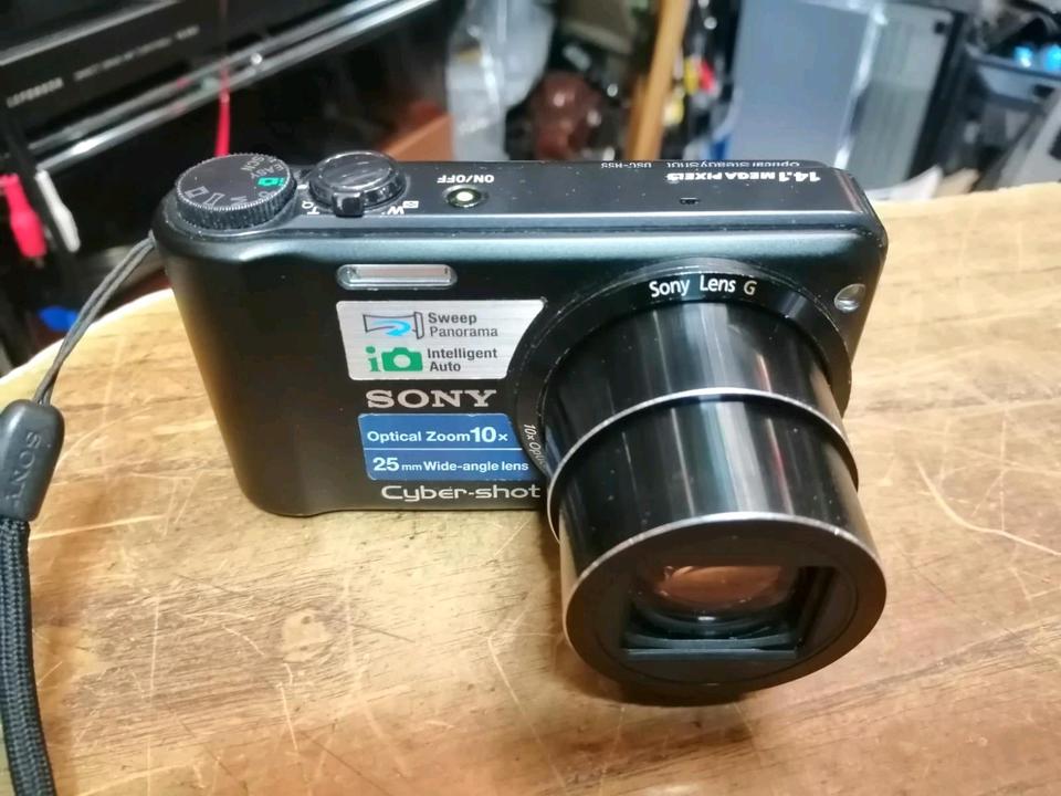 SONY DSC-H55, Digital-Kamera mit Zubehör!!