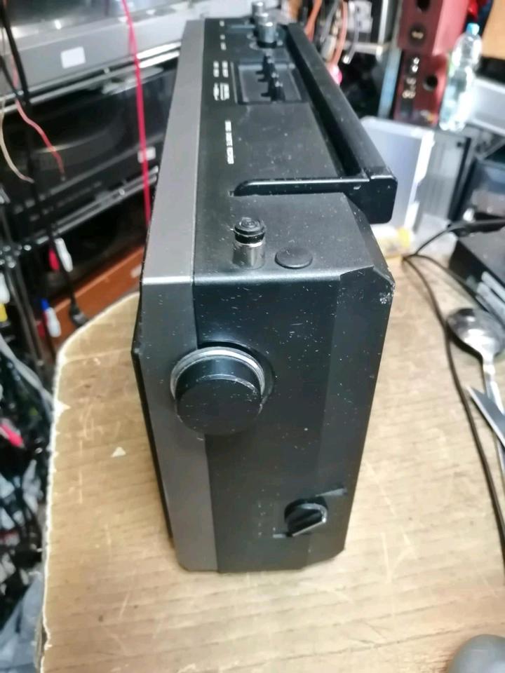 RFT SKR 701, Radio-Cassetten-Recorder, etwas DEFEKT!!