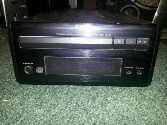 YAMAHA CDX-E410; CD-Player, OHNE Fernbedienung!! !