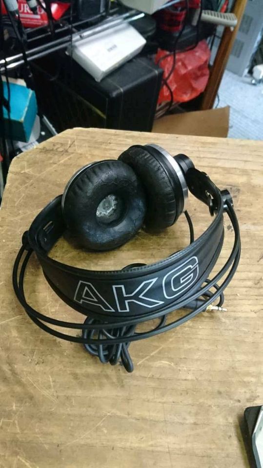 AKG K171 Studio Kopfhörer, Kabel mit 3,5 mm Klinkestecker