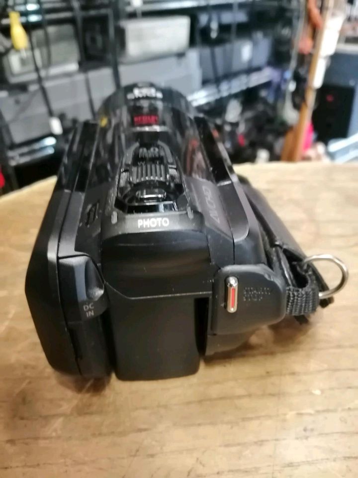 CANON LEGRIA HF S20 E, Videocamera mit Zubehör!!