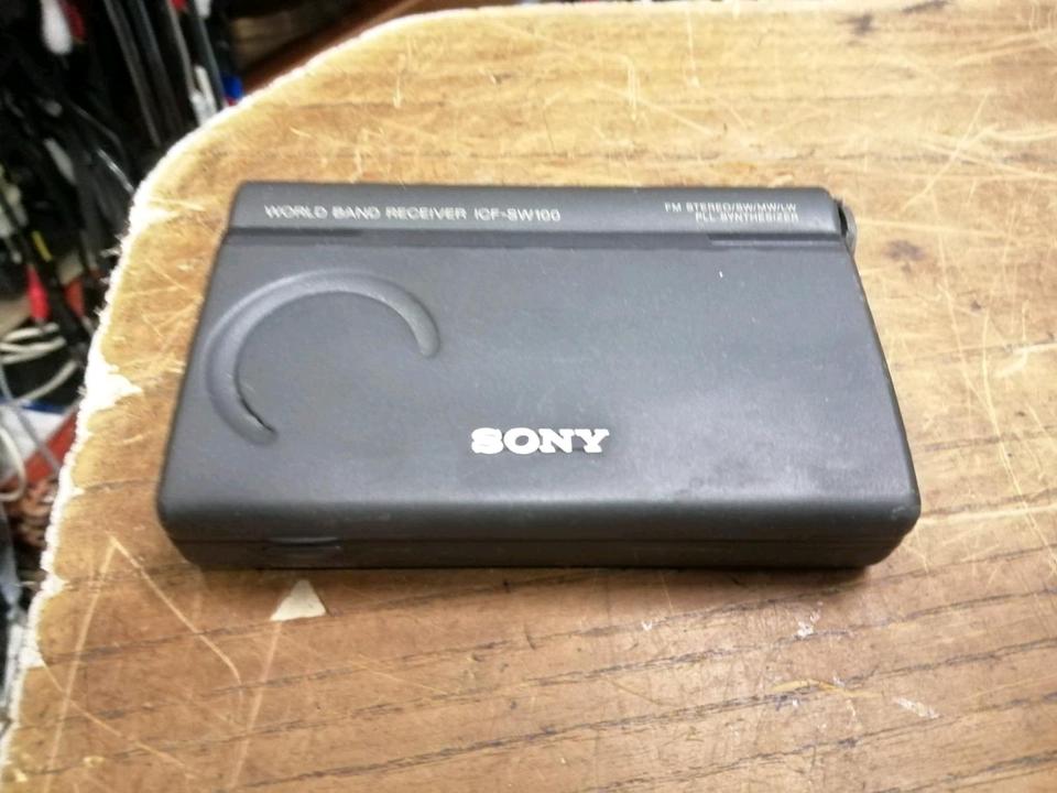 SONY ICF-SW100, Weltempfänger/Radio, OHNE ADAPTER!!