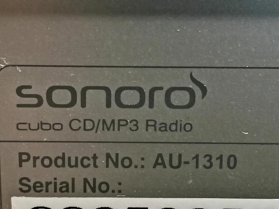 SONORO Cubqo AU-1310, CD/Mp3 RADIO, etwas DEFEKT!!!