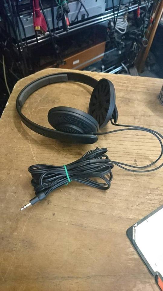 SENNHEISER HD 433, Kopfhörer OHNE Ohrpolster!!